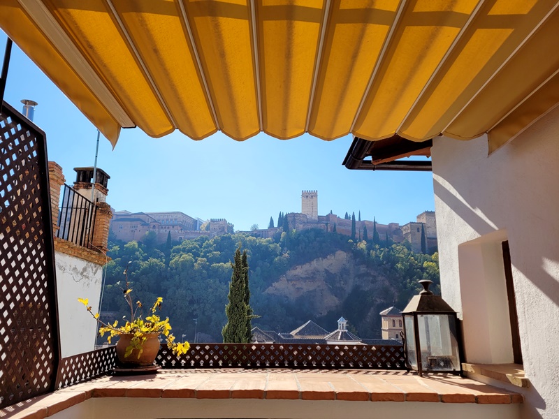 Bonita casa situada en Albaicin Bajo con vistas a Alhambra